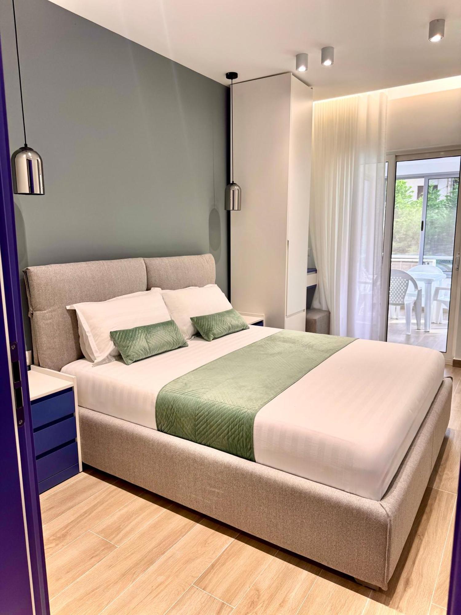 Elite Apartments Durrës Buitenkant foto